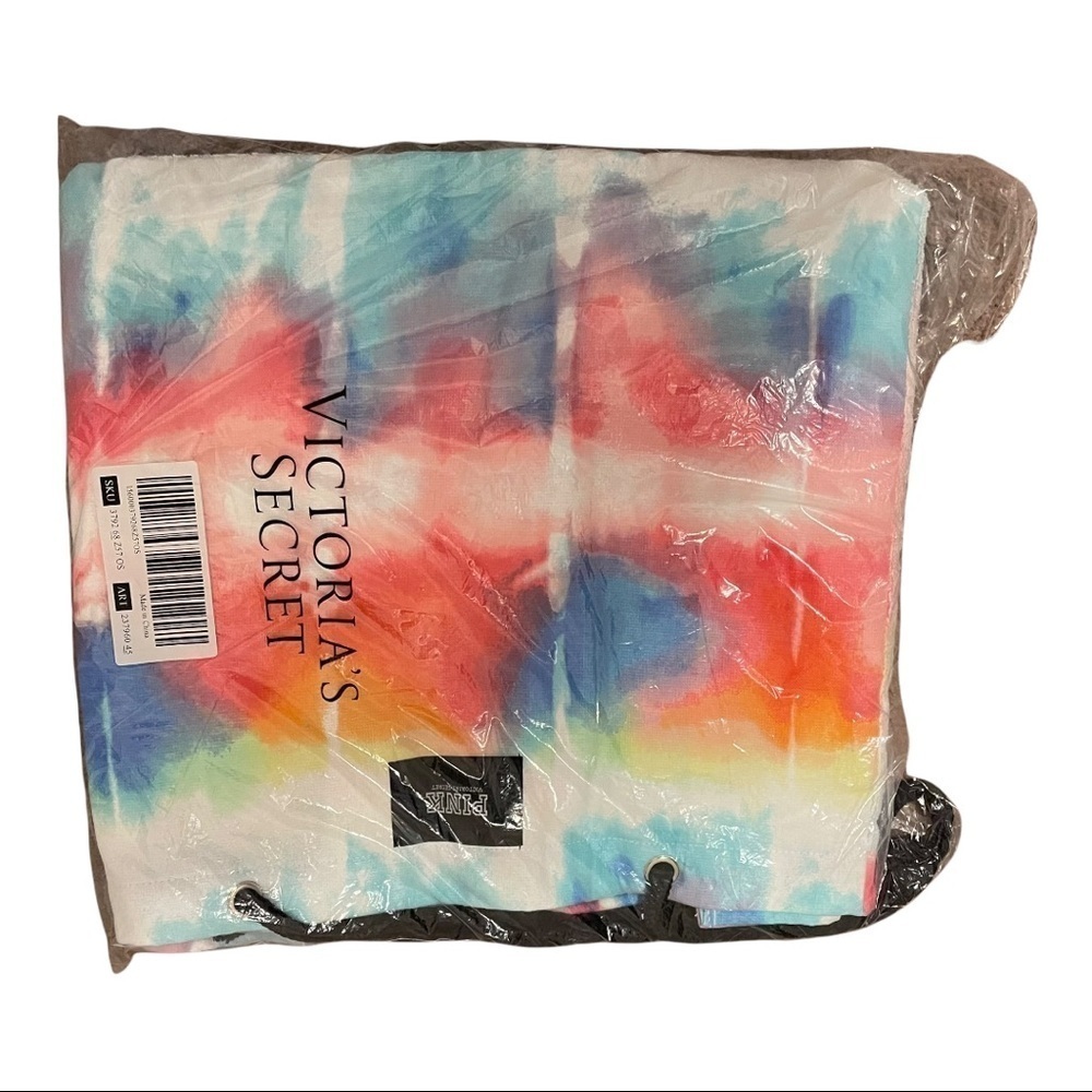 NWT Victoria Secret Towel/Blanchet/Bag